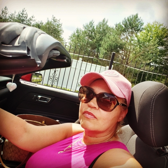 Meet your Posher, Solange - Picture 2 of 2